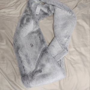 NWT Loft Outlet Faux Fur Infinity Scarf